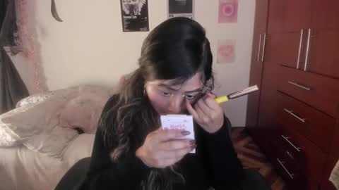 Stephanie  online show from December 2025 01:34:01 AM