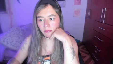 Stephanie  online show from March 2026 02:06:02 AM