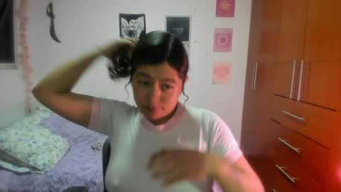 Stephanie  online show from April 2026 01:58:01 AM