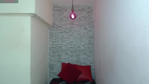 stephany_rodriguez_ online show from October 2025 11:06:02 AM