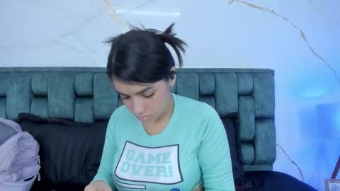 Stefanny online show from November 2025 11:15:02 PM