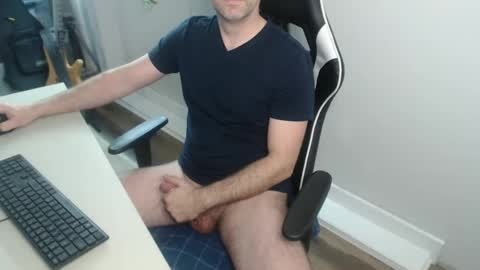 steve_oo8 online show from February 2025 06:11:01 PM