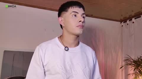 Stevenn online show from December 2025 03:48:01 AM