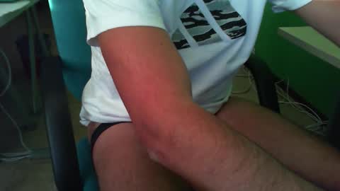 Snapshot of stevehornystud chatting on January 2026 03:28:01 PM stevehornystud online show from January 2026 03:28:01 PM