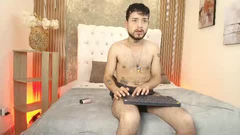 Snapshot of steven_skiing chatting on June 2026 03:26:01 AM STEVEN online show from June 2026 03:26:01 AM