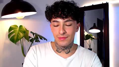 Snapshot of stevennavarro chatting on March 2026 01:43:02 AM Daniel Steven Navarro online show from March 2026 01:43:02 AM