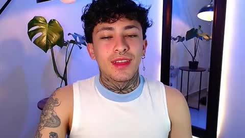 Snapshot of stevennavarro chatting on March 2026 10:48:01 PM Daniel Steven Navarro online show from March 2026 10:48:01 PM