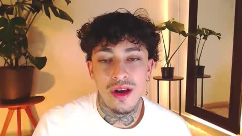 Snapshot of stevennavarro chatting on April 2026 11:16:01 PM Daniel Steven Navarro online show from April 2026 11:16:01 PM