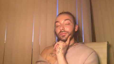 Snapshot of stevey_94 chatting on September 2025 11:18:01 PM gay tease online show from September 2025 11:18:01 PM