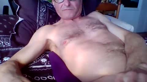 Snapshot of steviehard7 chatting on February 2025 10:25:02 PM steviehard7 online show from February 2025 10:25:02 PM