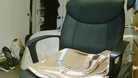 Chillguy online show from April 2026 03:51:01 AM