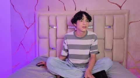 Sthepano  online show from February 2026 09:02:01 PM