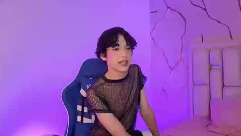 Sthepano  online show from March 2026 04:28:02 AM