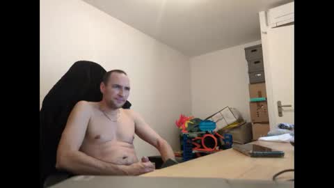 stickolive1 online show from February 2026 11:25:01 PM