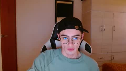 stiv_grant online show from January 2025 12:04:02 PM