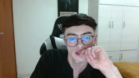 stiv_grant online show from January 2025 09:25:01 PM