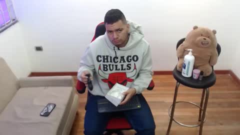 friends online show from December 2024 08:31:02 PM