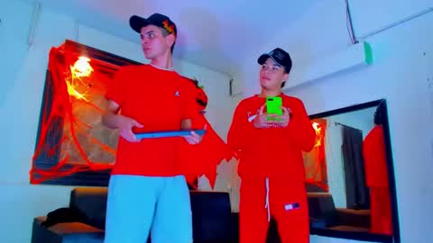 friends online show from October 2025 04:24:01 AM