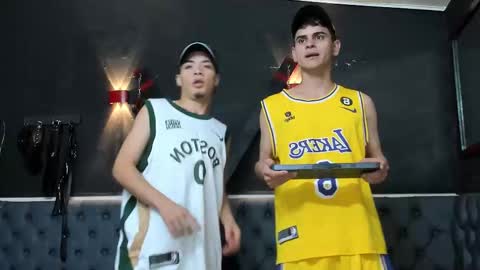 friends online show from November 2025 04:58:02 AM