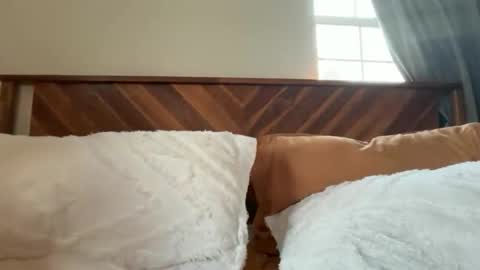 stoney8inches online show from March 2026 11:00:02 PM