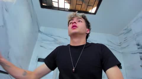 Snapshot of stonne69 chatting on October 2025 06:10:01 PM stonne69 online show from October 2025 06:10:01 PM