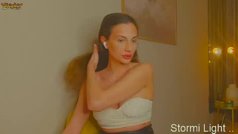 Snapshot of stormi_light chatting on May 2026 08:16:02 PM Stormi online show from May 2026 08:16:02 PM