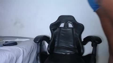 stormiing_18 online show from December 2025 04:38:01 PM