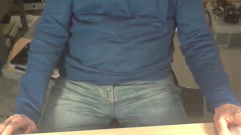 Dave online show from November 2025 09:57:02 PM