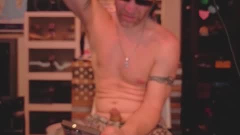 Str8 online show from November 2025 09:24:02 PM