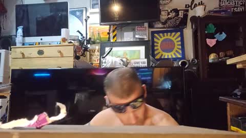 Str8 online show from November 2025 03:35:01 PM