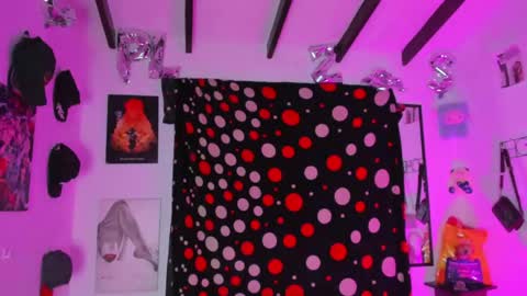 straight_baby online show from April 2026 08:06:01 AM