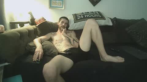 straitpipermann22 online show from September 2025 10:54:01 PM