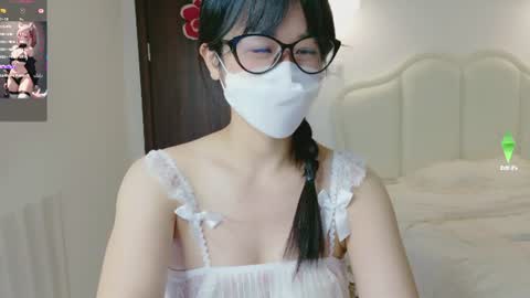Snapshot of strawberry_loveee chatting on July 2026 03:21:02 PM strawberry_loveee online show from July 2026 03:21:02 PM