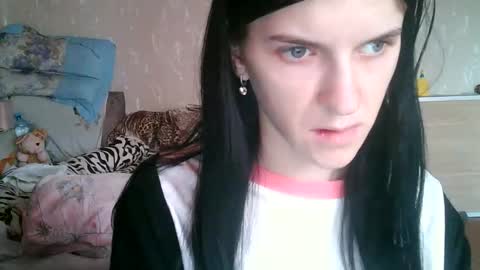 Strawberry Storm online show from March 2026 01:23:02 PM