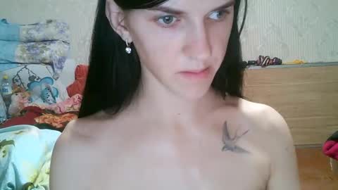 Snapshot of strawberry_storm chatting on May 2026 06:15:02 PM Strawberry Storm online show from May 2026 06:15:02 PM