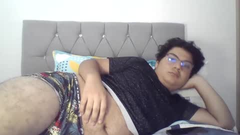 StrawberryBoo online show from January 2025 01:02:01 AM