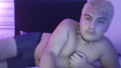 StrawberryBoo online show from February 2025 05:35:02 AM