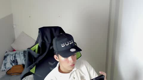 Street online show from April 2026 10:32:01 PM