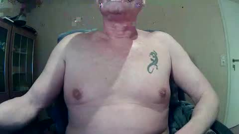Snapshot of strohnahohn2023 chatting on January 2026 07:52:02 PM Thomas online show from January 2026 07:52:02 PM