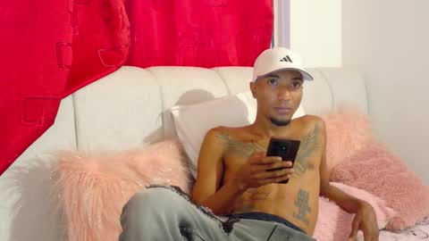 stronganddelicious online show from September 2025 06:09:02 PM