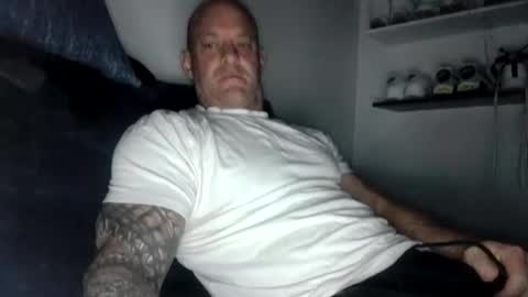 Snapshot of strongandhard073 chatting on March 2025 12:20:01 PM StrongAndHard online show from March 2025 12:20:01 PM