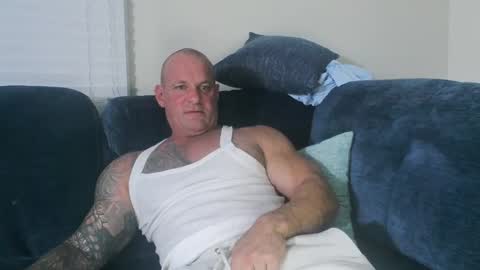 Snapshot of strongandhard073 chatting on October 2025 11:25:01 PM StrongAndHard online show from October 2025 11:25:01 PM