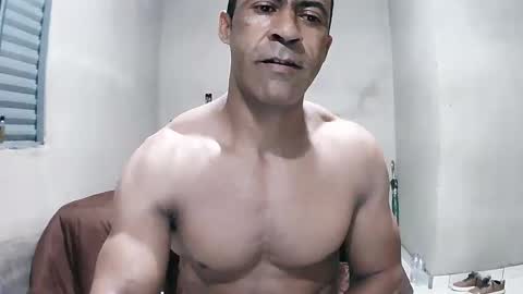 Snapshot of strongdaddyfantastic chatting on April 2026 12:01:01 AM strongdaddyfantastic online show from April 2026 12:01:01 AM
