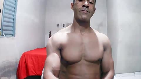 Snapshot of strongdaddyfantastic chatting on May 2026 05:26:01 AM strongdaddyfantastic online show from May 2026 05:26:01 AM