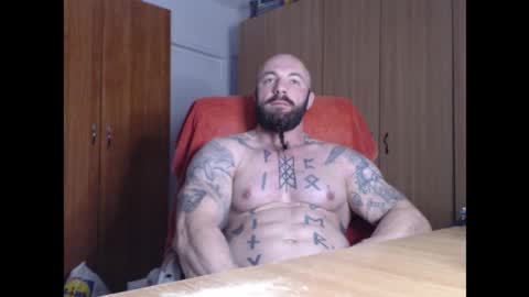 StrongIvan online show from December 2025 05:01:01 AM