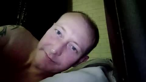 Snapshot of stu_art83 chatting on May 2026 12:16:02 AM stu_art83 online show from May 2026 12:16:02 AM