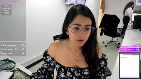 studcb_ online show from March 2025 08:14:02 PM