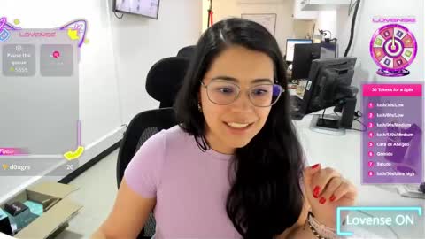 studcb_ online show from September 2025 05:28:01 PM