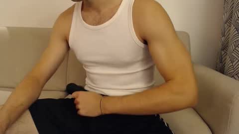 Stud From Paris online show from October 2025 05:35:02 PM