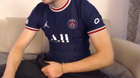 Stud From Paris online show from April 2026 03:03:02 PM